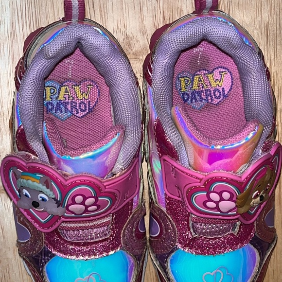Girls Paw Patrol Pink Light Up Sneaker’s shoes Size 7 Toddler’s - Picture 6 of 10